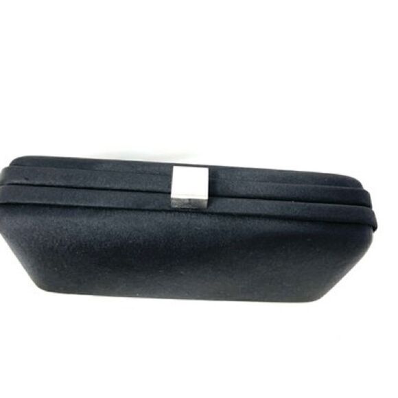 Enzo Angolini NWOT Black Sateen Clutch Bag with Silver Tone Chain & Top Clasp. - Picture 3 of 5